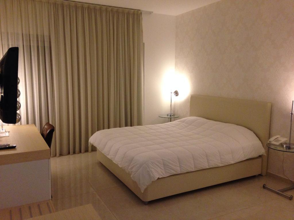 Crystal Hotel กาโกเปเตรีย ห้อง รูปภาพ